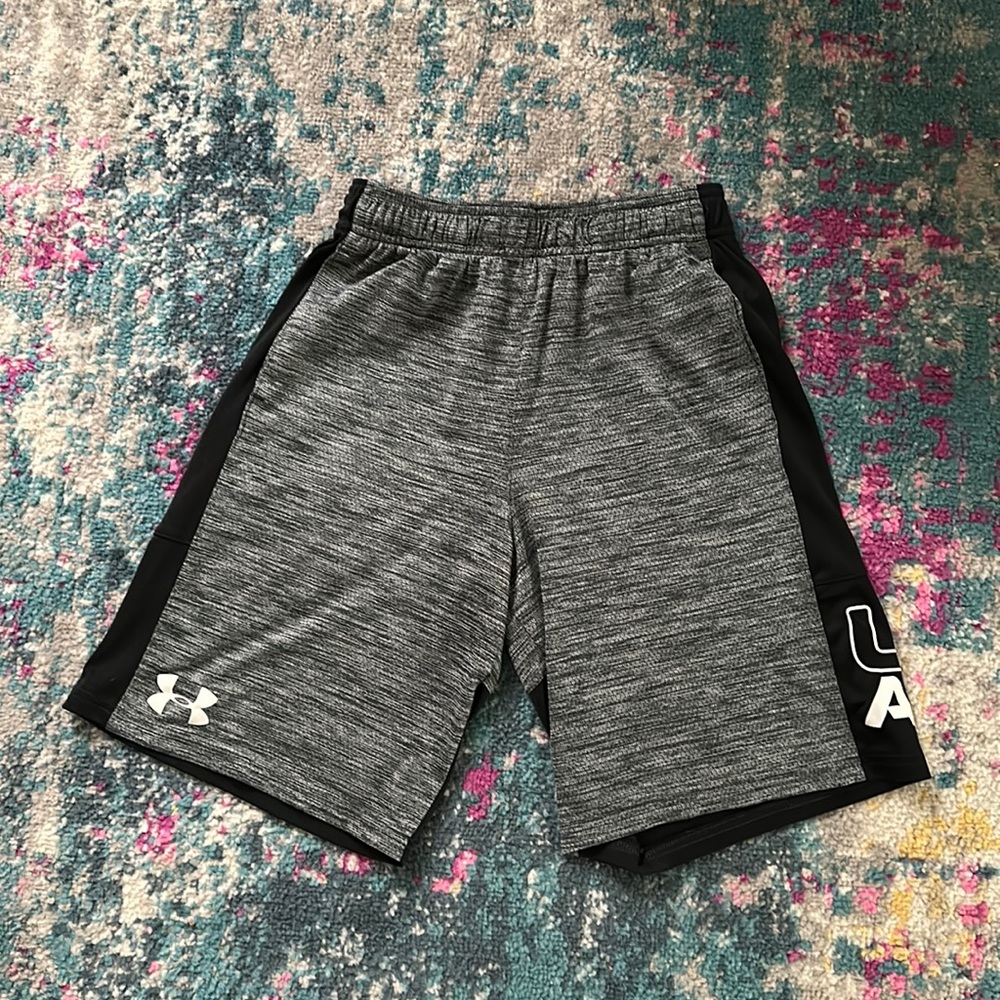 Youth Under Armour shorts. Size medium